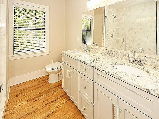 447 N Nassau St — Photo 11