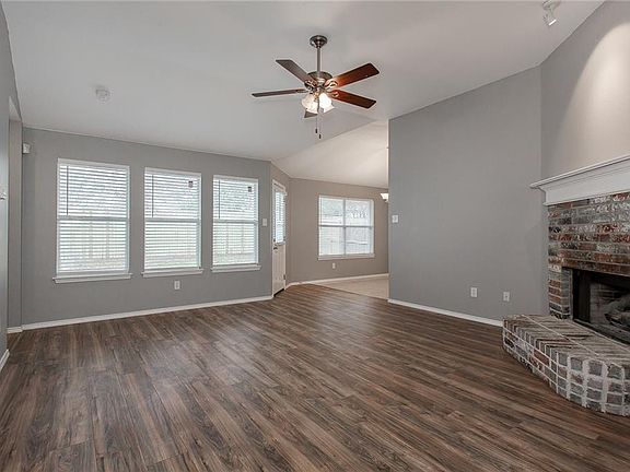 4th image of 1513 Yellowbird Ct