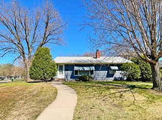 8824 W 34th St, Saint Louis Park, MN 55426