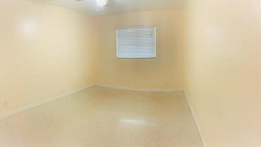 1st image of 448 SW 4th Ave
