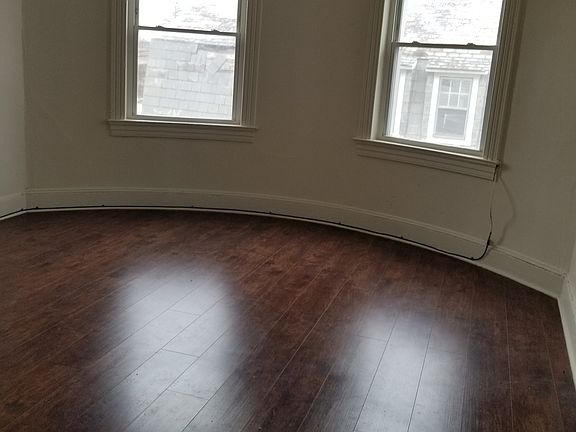 4th image of 3711 Liberty Heights Ave APT 2E