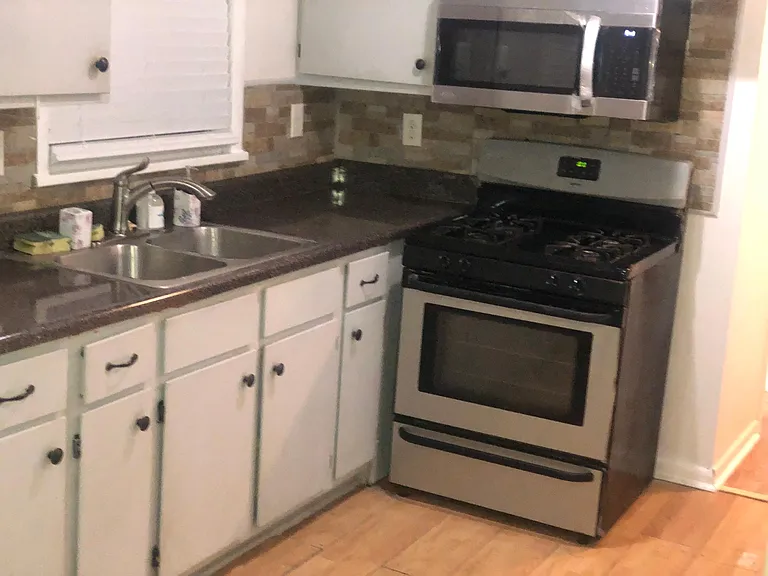 3466 Fairlane Dr NW — Photo 5
