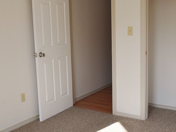 2nd image of 50 Elliott St APT 3E