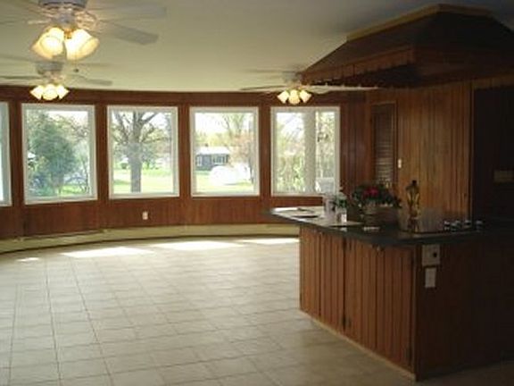 4th image of 29 Highland Ave