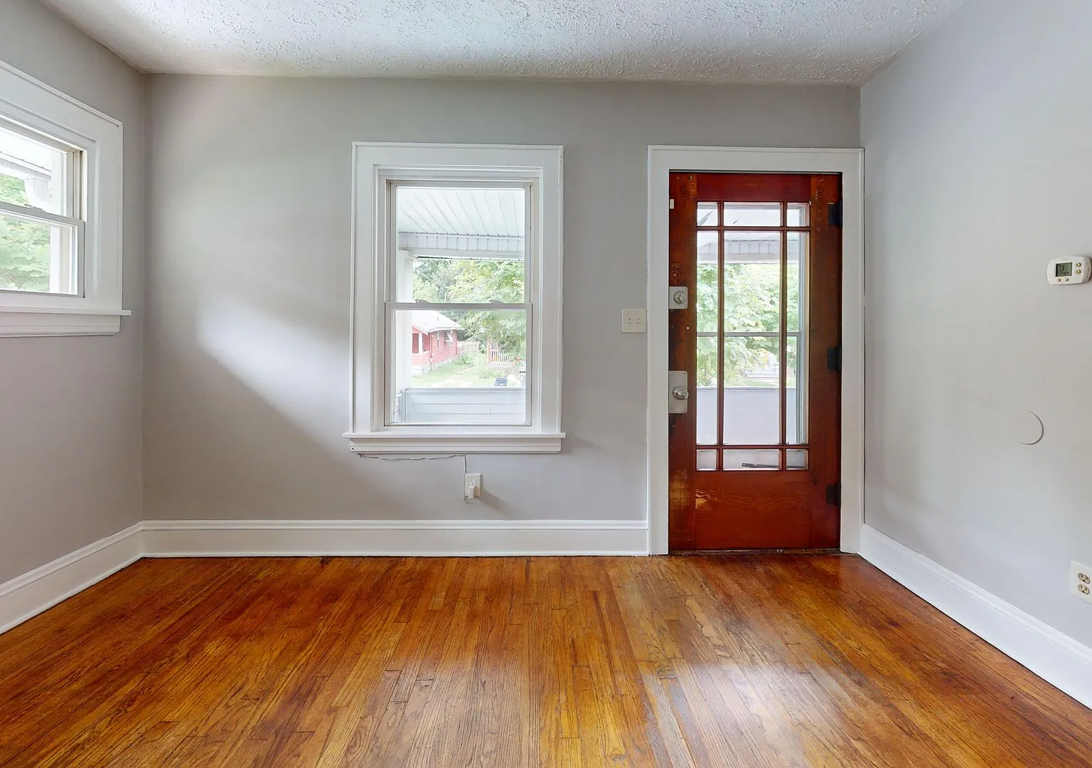 Akron 2 Bedroom Single Family Home (Move in Special) — Photo 2