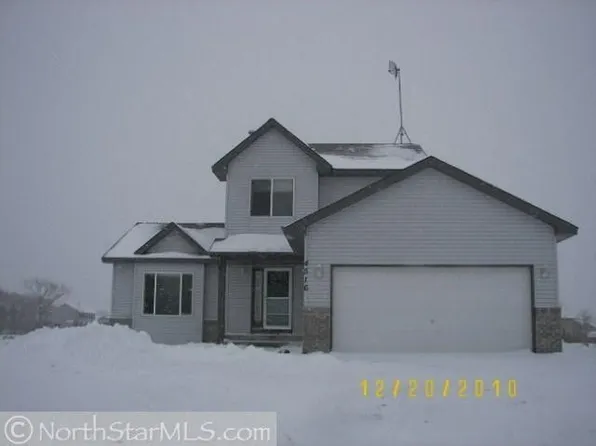 4516 233rd Ln NW, Saint Francis, MN 55070