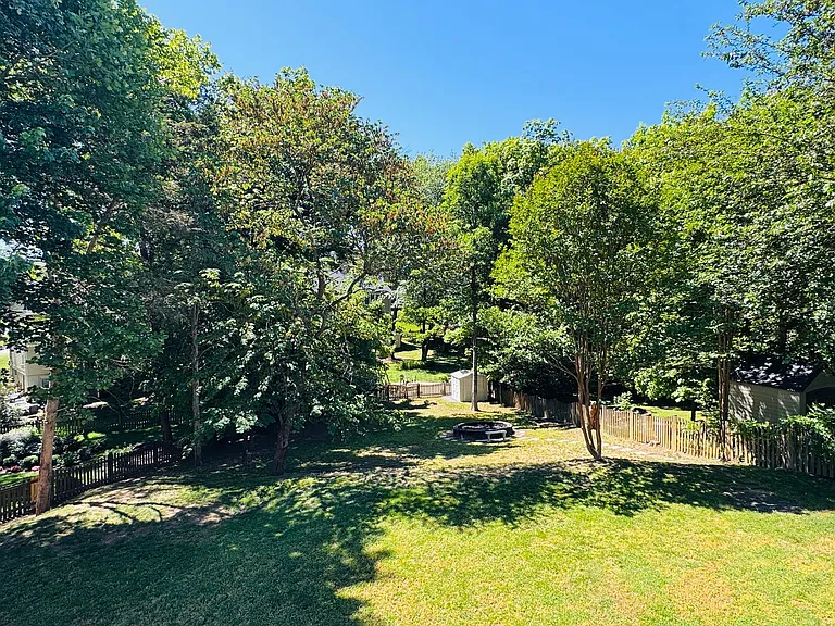 5 Averil Ct — Photo 44