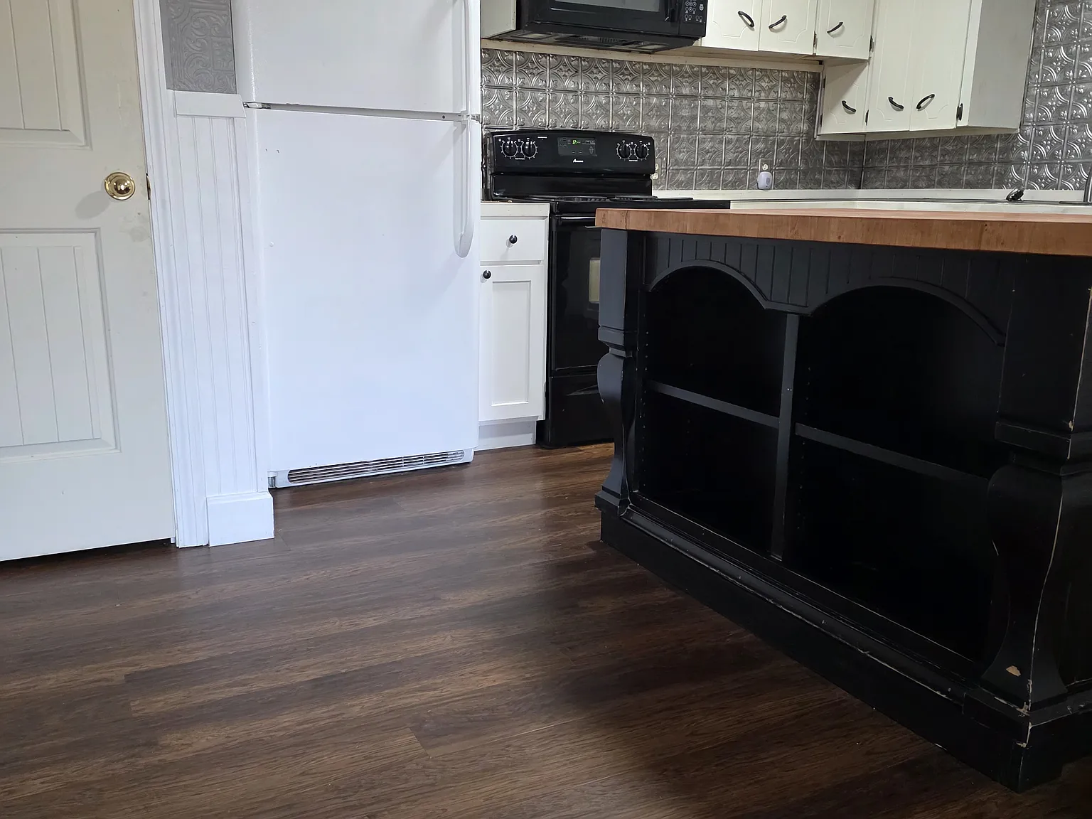 3 bed, 1880 sqft, $1,600 — Photo 4