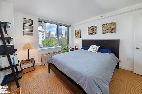 Rented by Brown Harris Stevens | media 6