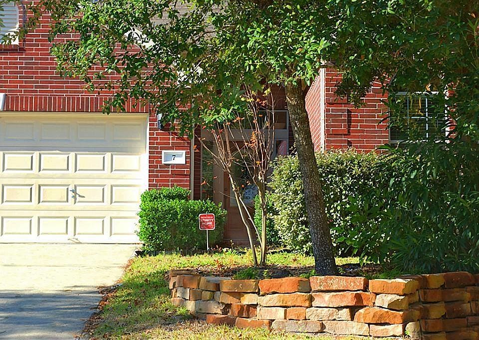 1st image of 7 Archer Oak Pl