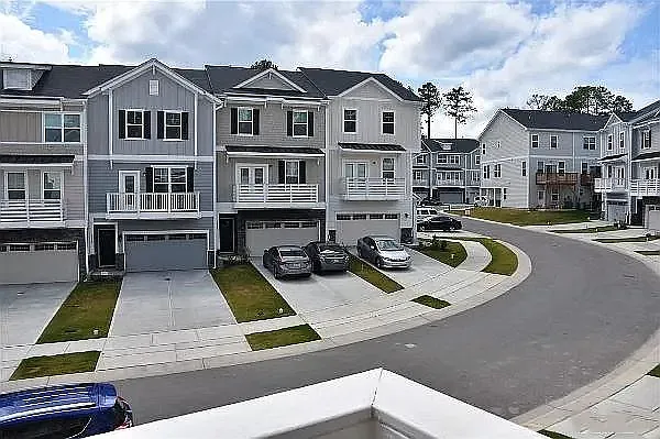 2230 Chattering Lory Ln — Photo 3