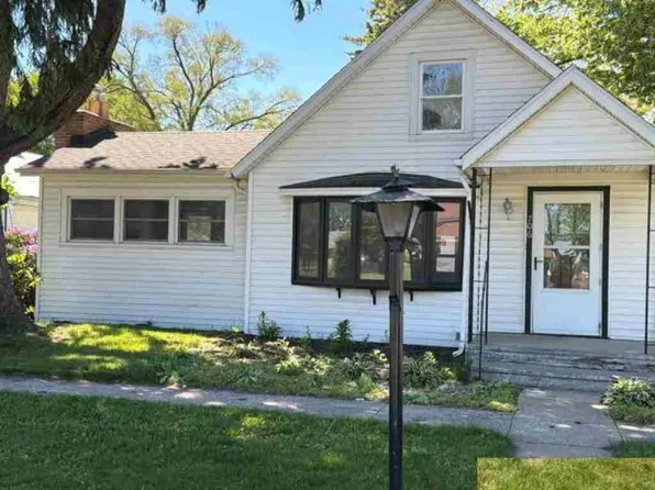 706 W Davis St, Hamlet, IN 46532