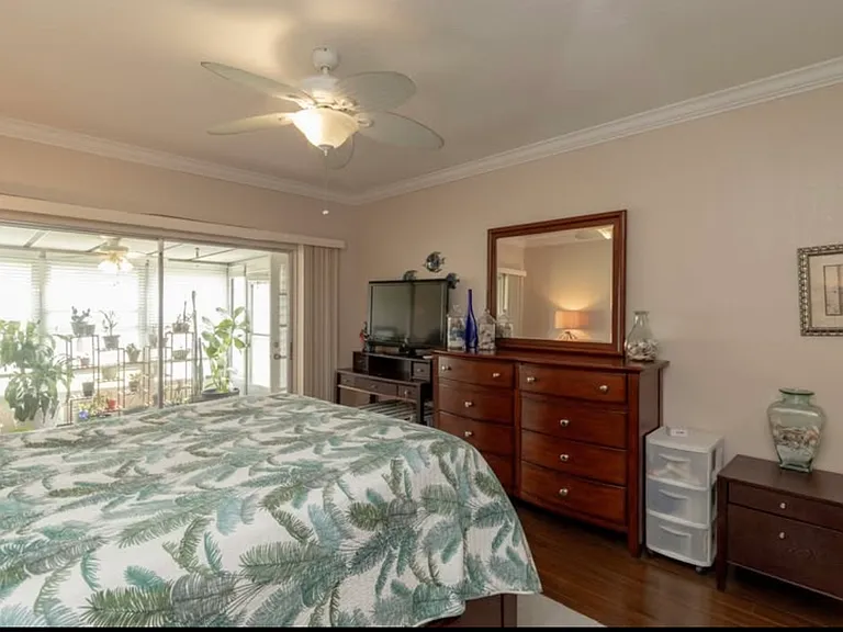 5888 Driftwood Pl — Photo 32