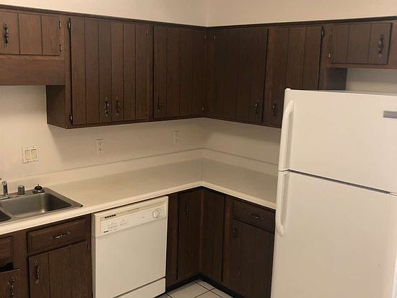2nd image of 9104 James Ave NE