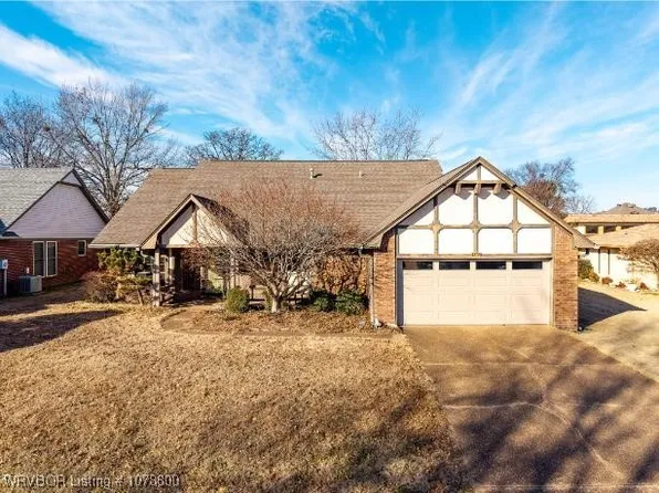 2800 S 96th St, Fort Smith, AR 72903