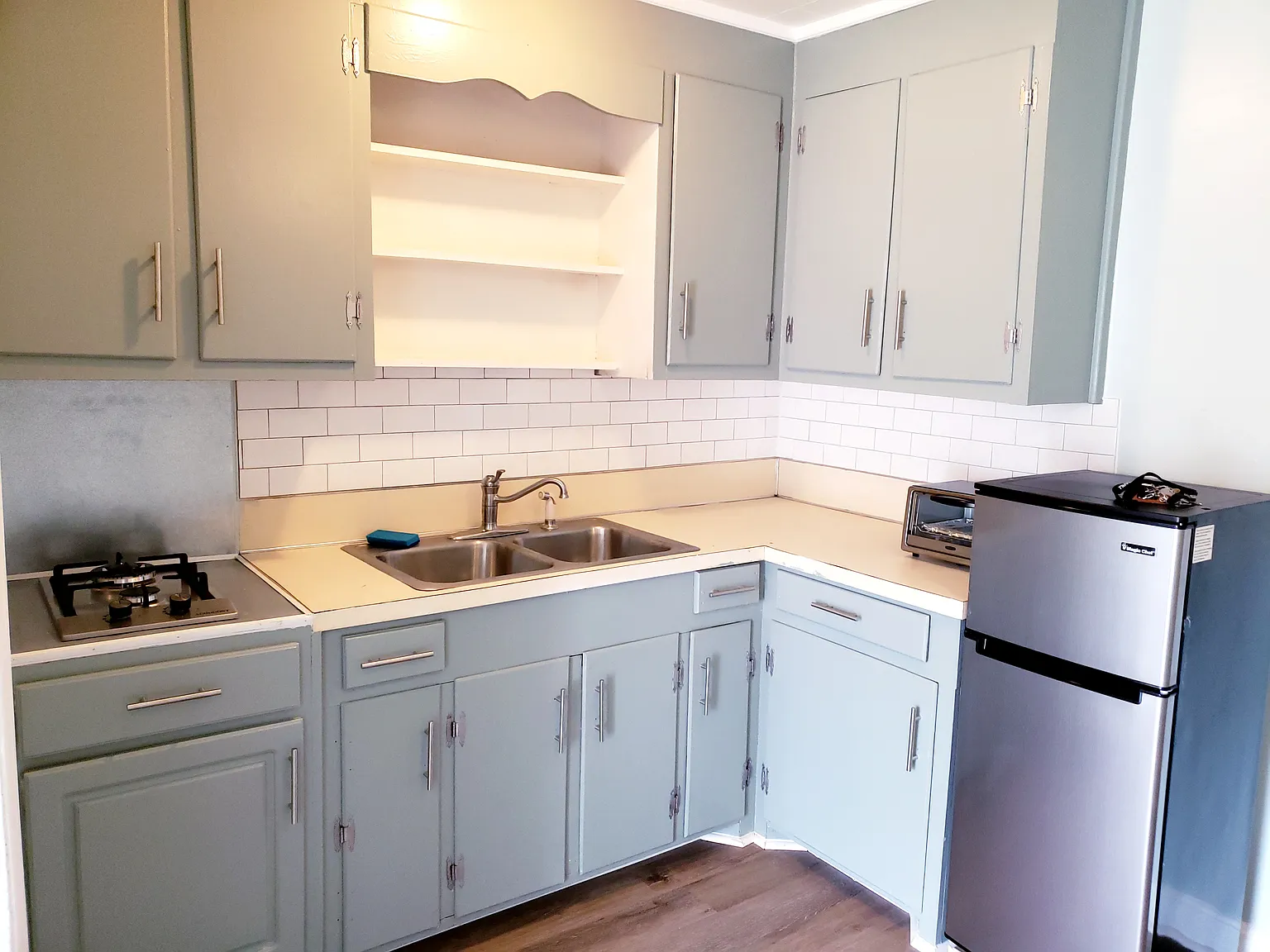 207 Garrison Dr — Photo 1