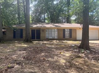 951 Metairie Rd, Jackson, MS 39209