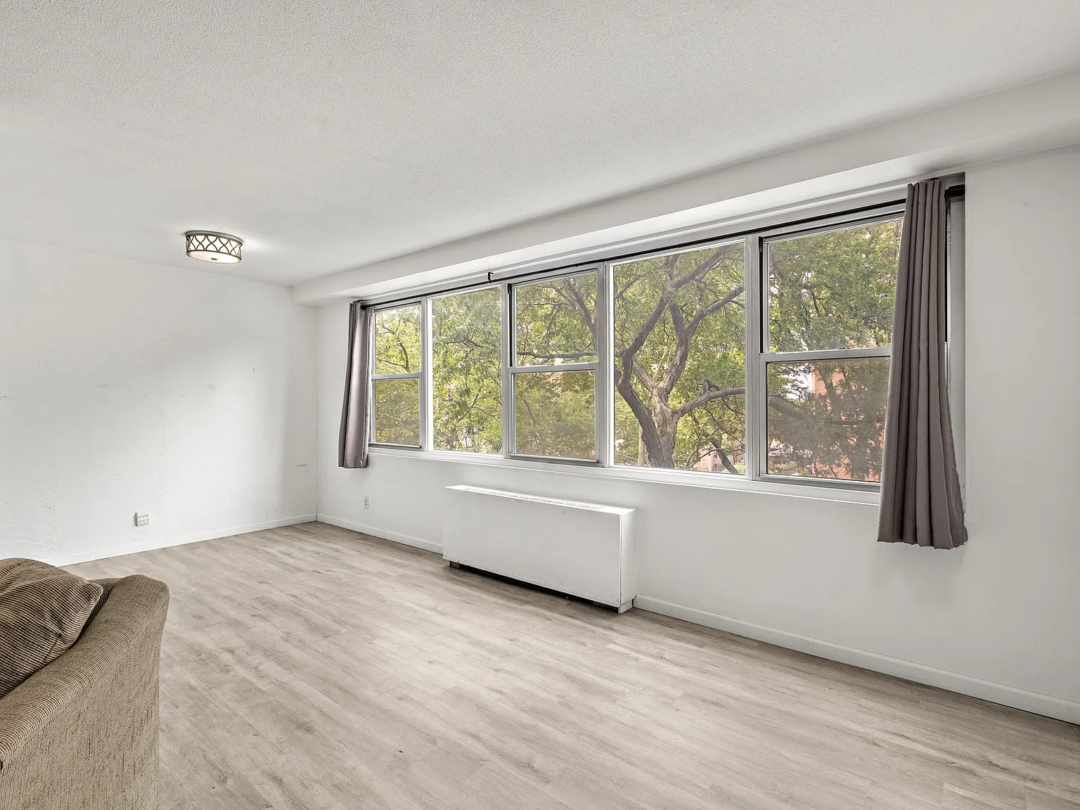 2 bed, 1282 sqft, $3,800 — Photo 3