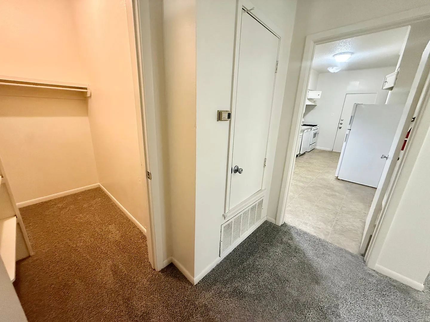 420 S Chilton — Photo 4
