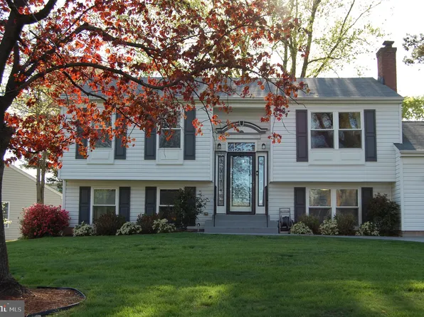 12701 Bradwell Rd, Herndon, VA 20171