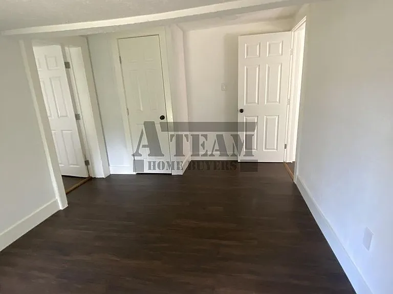 801 Walnut St — Photo 15