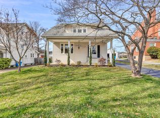 1917 Avon Rd SW, Roanoke, VA 24015