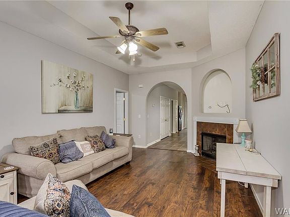 3rd image of 6607 Covington Villas Dr