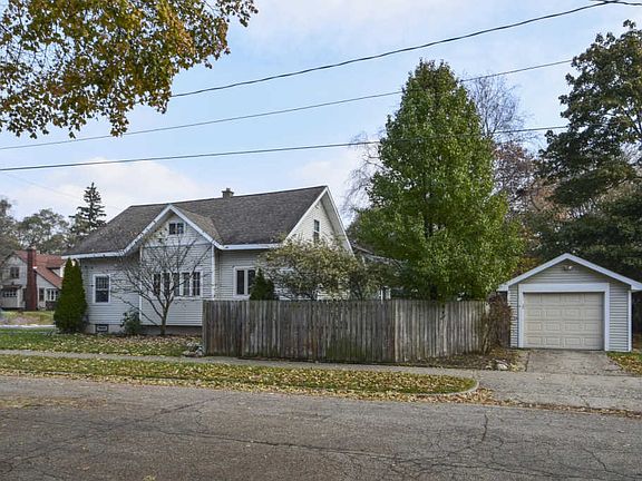 3rd image of 500 Ardmore St SE