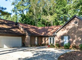 510 Terrace Oaks Dr, Roswell, GA 30075