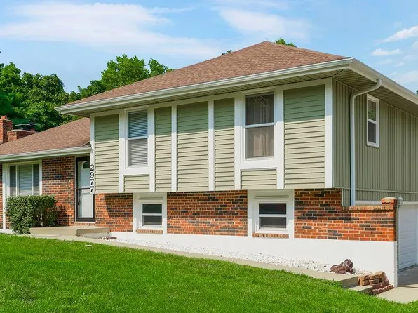 2977 Iva Dr, Independence, MO 64057