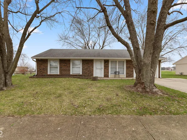 159 Village Rd, Bargersville, IN 46106