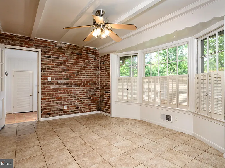 6728 Sulky Ln — Photo 16