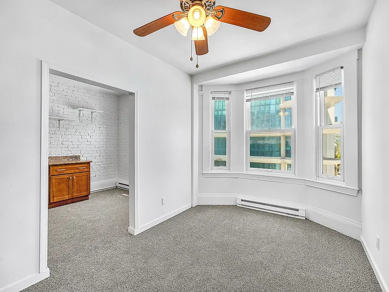 906 Howard St #1149RC — Photo 2