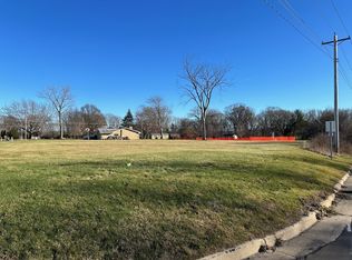 1160 Brunn Dr, Saint Joseph, MI 49085