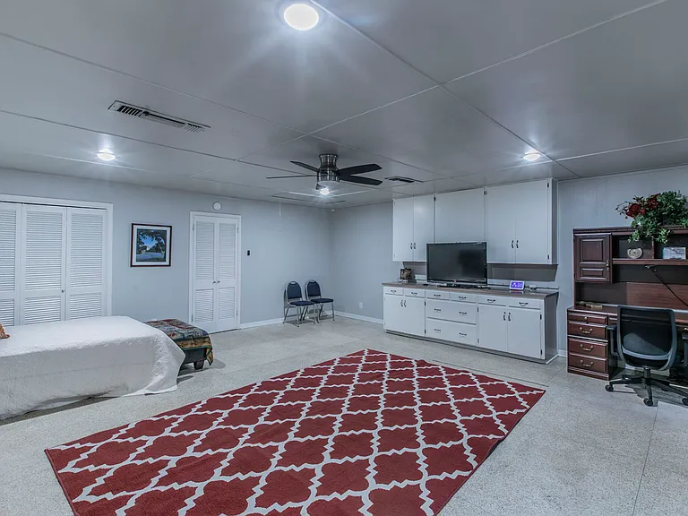 2518 Marlandwood Rd — Photo 30