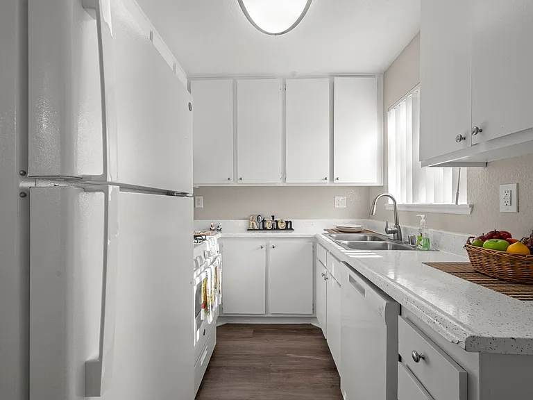 Woodlands West — Photo 10
