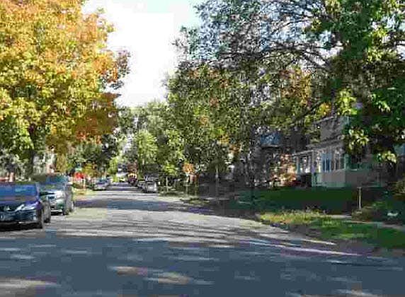5th image of 2822 Girard Ave N