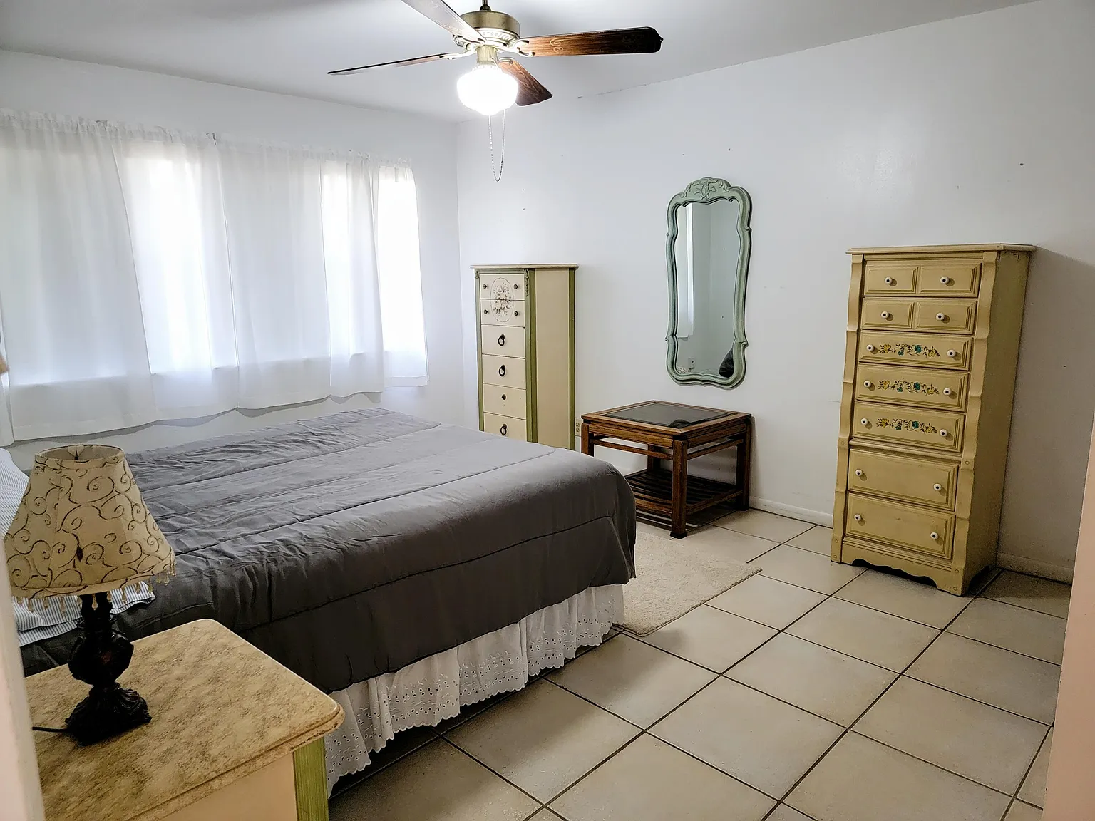 3 bed, 2.5 bath, 1428 sqft, $2,800 — Photo 3