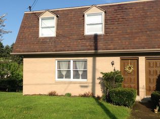 2303-2305 W Hardies Rd, Gibsonia, PA 15044