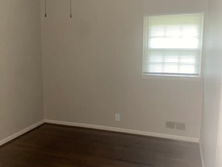 3947 Montclair Rd — Photo 7