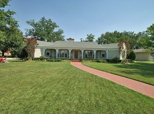 1721 Randel Rd, Nichols Hills, OK 73116