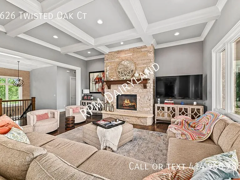 1626 Twisted Oak Ct — Photo 7