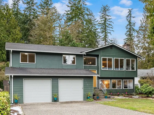 17618 Palomino Dr, Bothell, WA 98012