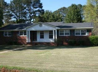 102 Lakeside Dr, Cedartown, GA 30125