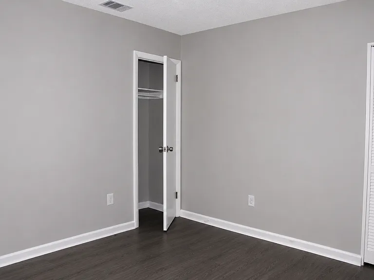 5801 N Flagler Dr — Photo 11