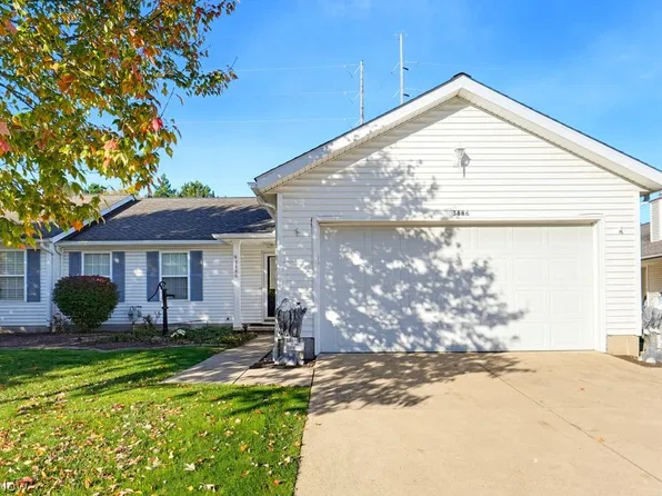 3886 Reeves Ln, Medina, OH 44256