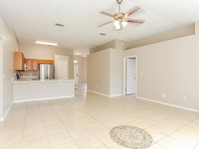 2222 Thomas Lynch Ct — Photo 9