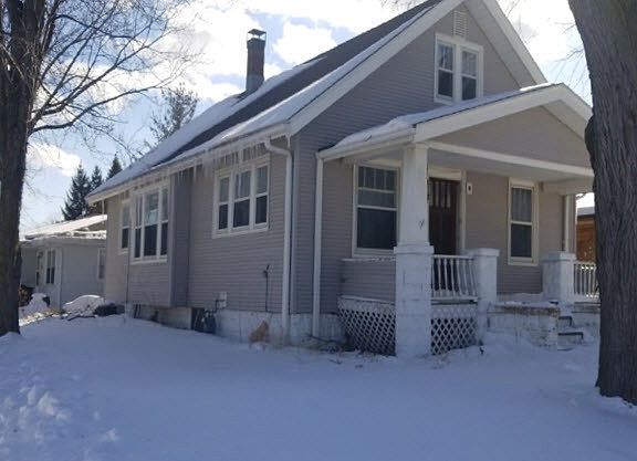 2nd image of 1555 E 1st St