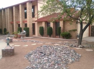 5336 Country Oaks Dr, El Paso, TX 79932