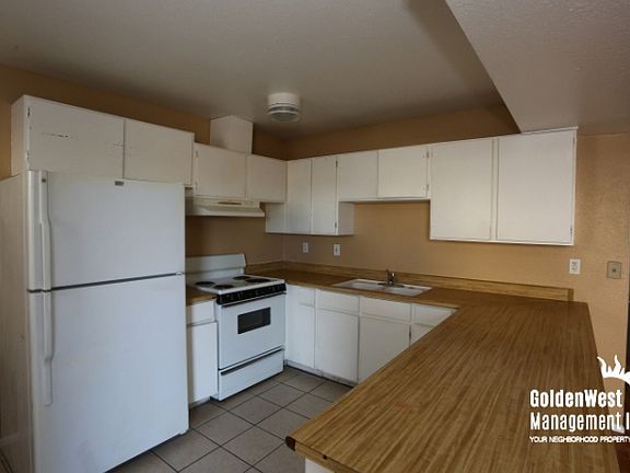 3rd image of 2308 Pearson Ct APT B